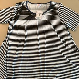 LuLaRoe Perfect Tee 2xl
